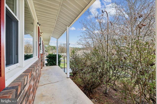 11924 FERNSHIRE RD, Gaithersburg, MD 20878