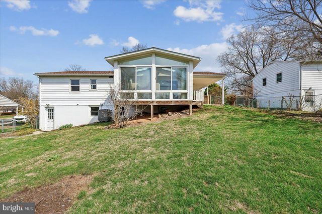 11924 FERNSHIRE RD, Gaithersburg, MD 20878