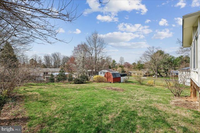 11924 FERNSHIRE RD, Gaithersburg, MD 20878