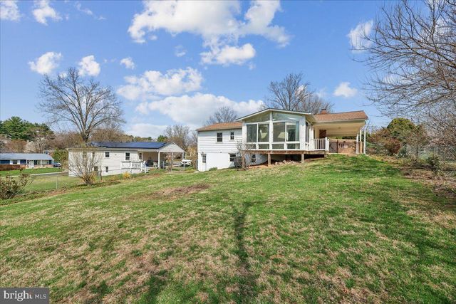 11924 FERNSHIRE RD, Gaithersburg, MD 20878