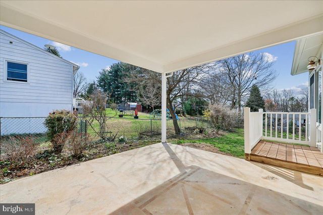 11924 FERNSHIRE RD, Gaithersburg, MD 20878