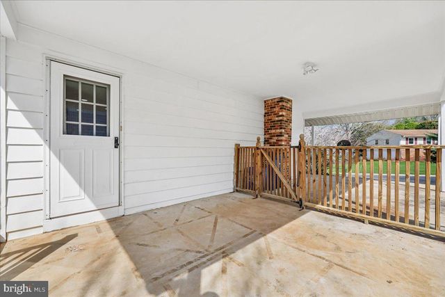 11924 FERNSHIRE RD, Gaithersburg, MD 20878