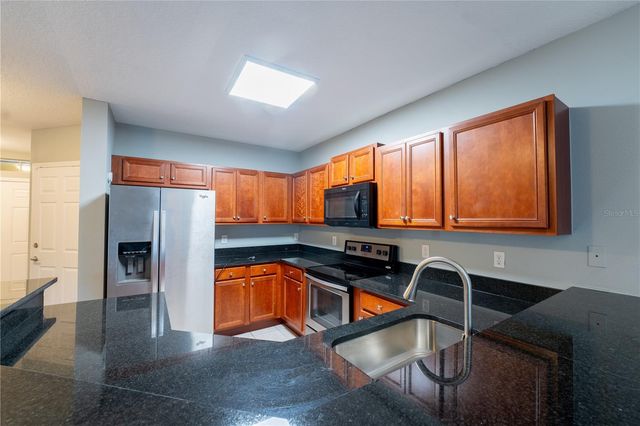 9609 CARLSDALE DRIVE, Riverview, FL 33578