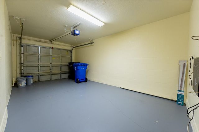 9609 CARLSDALE DRIVE, Riverview, FL 33578