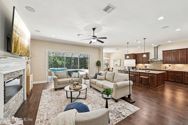 2513 RILEY OAKS Trail, Jacksonville, FL 32223