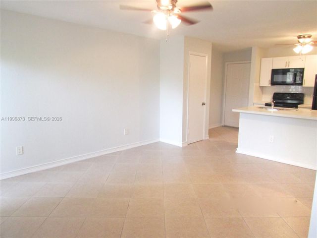 4581 W Mcnab Rd 17, Pompano Beach, FL 33069