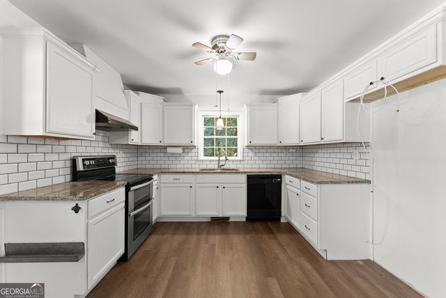546 Barron Drive, Clarkesville, GA 30523