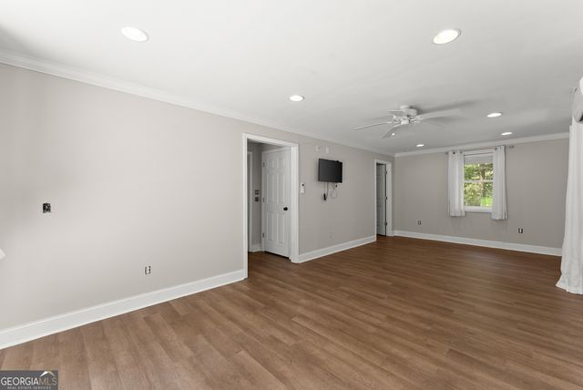 546 Barron Drive, Clarkesville, GA 30523