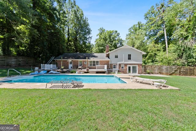 546 Barron Drive, Clarkesville, GA 30523