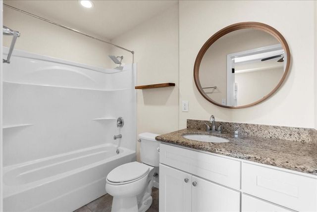 6420 Grace Lane C879A, Pearland, TX 77584