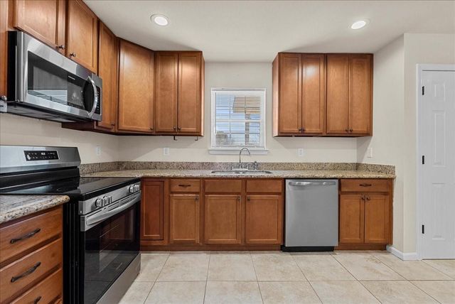 6420 Grace Lane C879A, Pearland, TX 77584