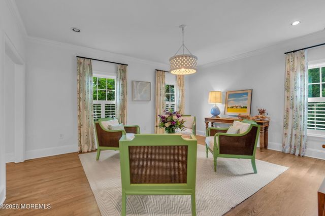 22 1st Street, Rumson, NJ 07760