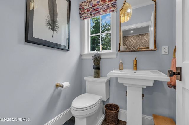22 1st Street, Rumson, NJ 07760
