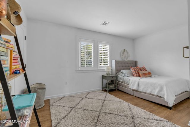 22 1st Street, Rumson, NJ 07760