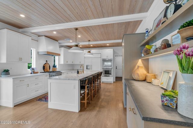 22 1st Street, Rumson, NJ 07760