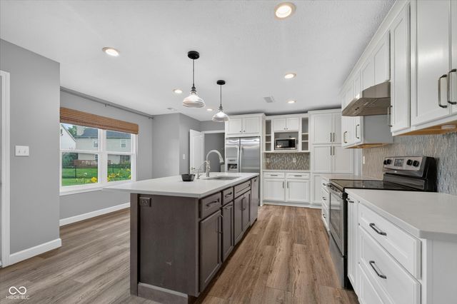 13831 Naples Drive, Fishers, IN 46038