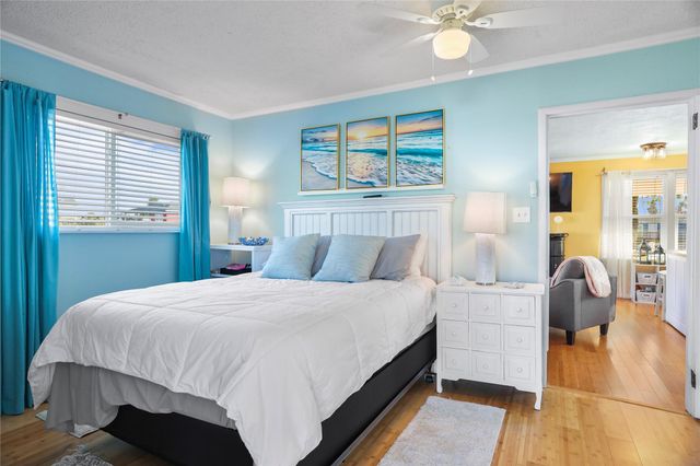 4119 Surf Drive, Galveston, TX 77554