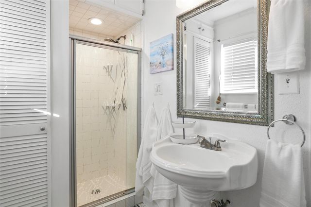 4119 Surf Drive, Galveston, TX 77554