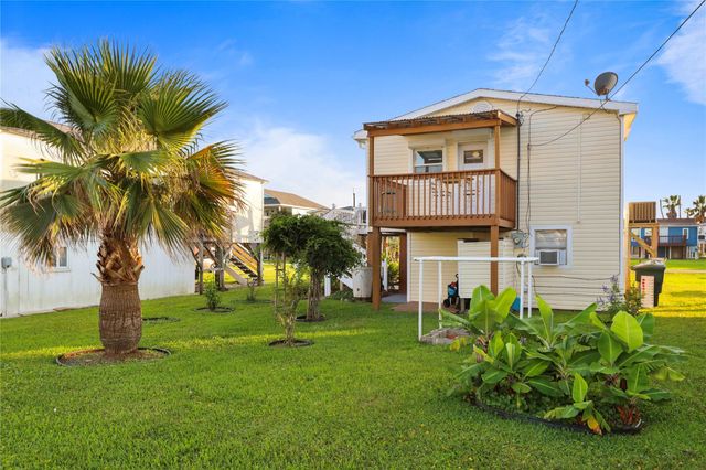 4119 Surf Drive, Galveston, TX 77554