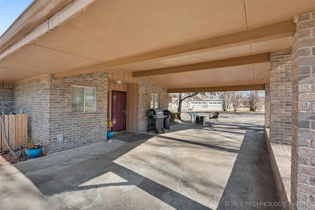 59396 E 288 Court, Grove, OK 74344