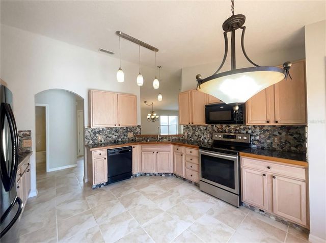 396 GRAND CANAL DRIVE, Kissimmee, FL 34759