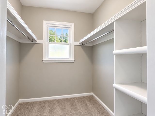 7053 Grosvenor Place, Indianapolis, IN 46220