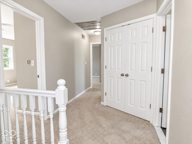 7053 Grosvenor Place, Indianapolis, IN 46220