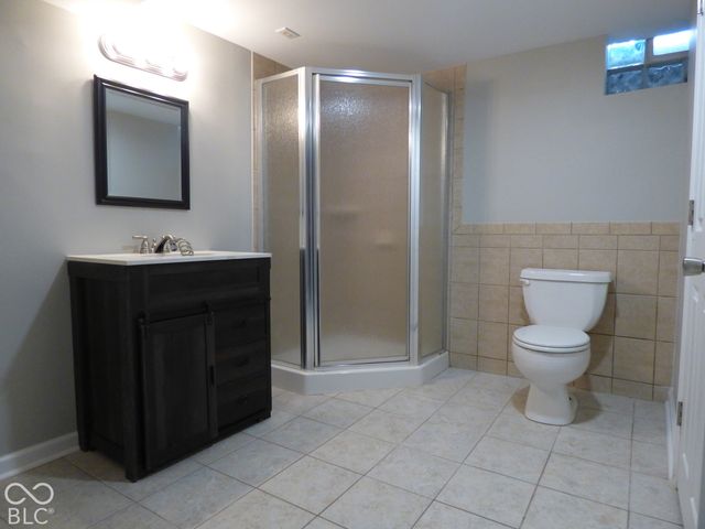 7053 Grosvenor Place, Indianapolis, IN 46220