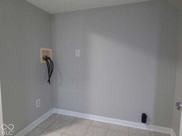 7053 Grosvenor Place, Indianapolis, IN 46220