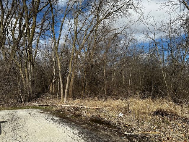 15801 115th Avenue, Orland Park, IL 60467