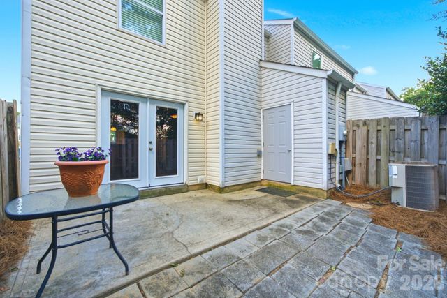 242 Water Oak Drive, Pineville, NC 28134