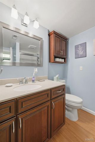 254 Village Mead Drive, Ballwin, MO 63021