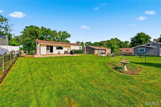 254 Village Mead Drive, Ballwin, MO 63021