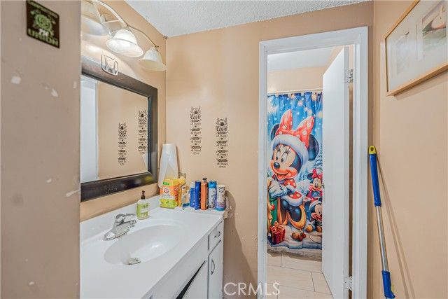 3062 Ardmore, South Gate, CA 90280