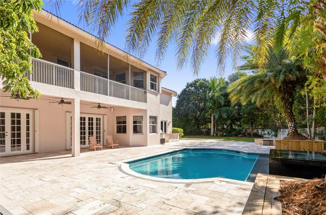 1585 Victoria Isle Way, Weston, FL 33327