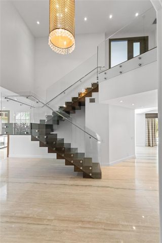 1585 Victoria Isle Way, Weston, FL 33327