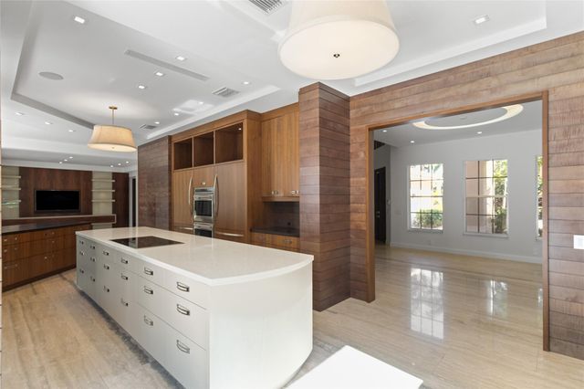 1585 Victoria Isle Way, Weston, FL 33327