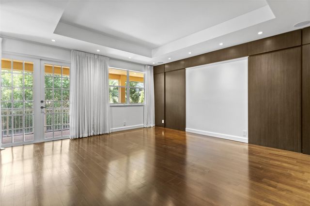 1585 Victoria Isle Way, Weston, FL 33327