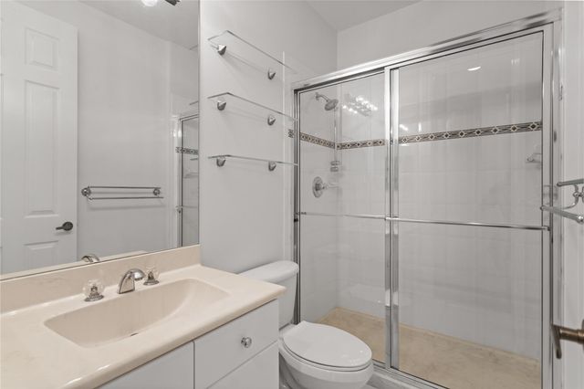 1585 Victoria Isle Way, Weston, FL 33327