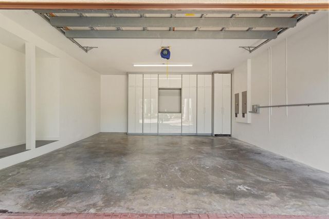 1585 Victoria Isle Way, Weston, FL 33327