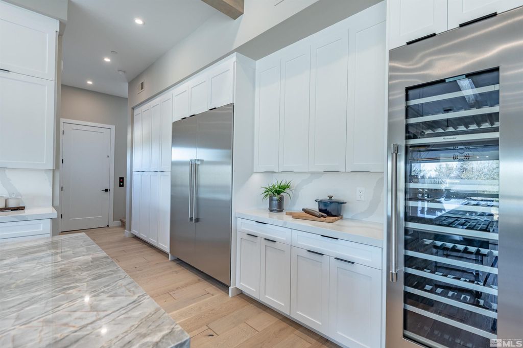 Image 10 of property listing at 87 Caballada Street, Reno, NV 89511