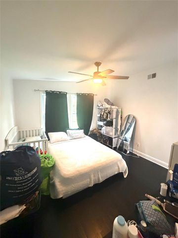 1013 Merriam Road, Bay Shore, NY 11706