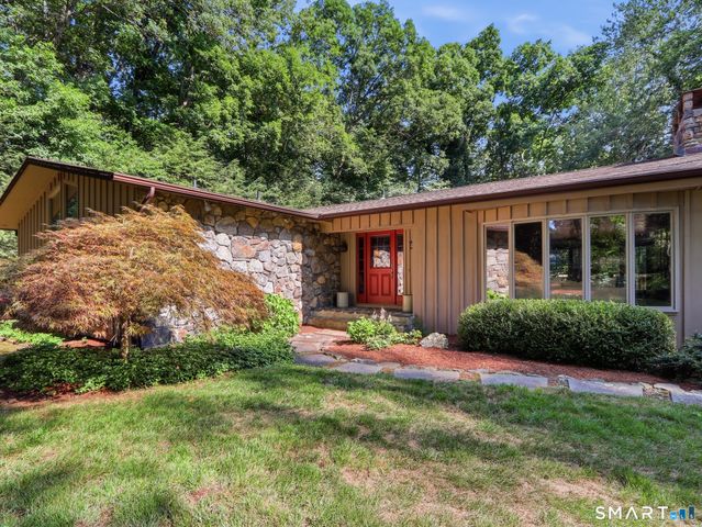 22 Codfish Lane, Weston, CT 06883