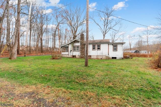 4 Woodlawn Ave, Frankford Twp., NJ 07826