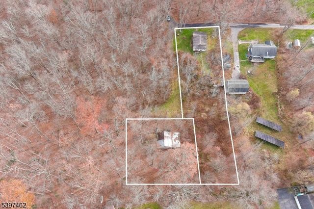 4 Woodlawn Ave, Frankford Twp., NJ 07826