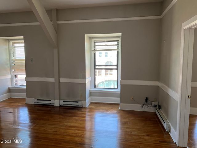 5 Broadway 505, Troy, NY 12180