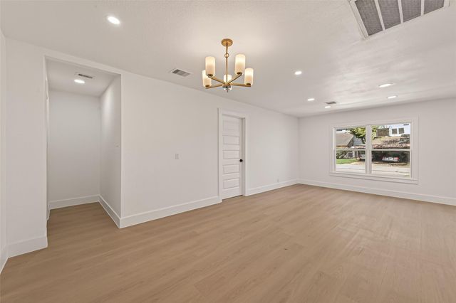 3209 Mccrarey Drive, Houston, TX 77088
