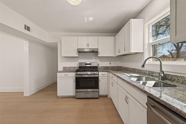 3209 Mccrarey Drive, Houston, TX 77088