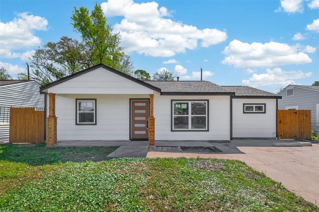 3209 Mccrarey Drive, Houston, TX 77088