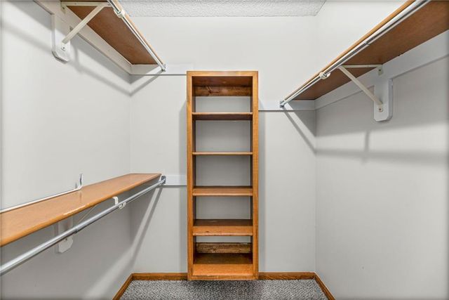 10812 W 116th Street, Overland Park, KS 66210